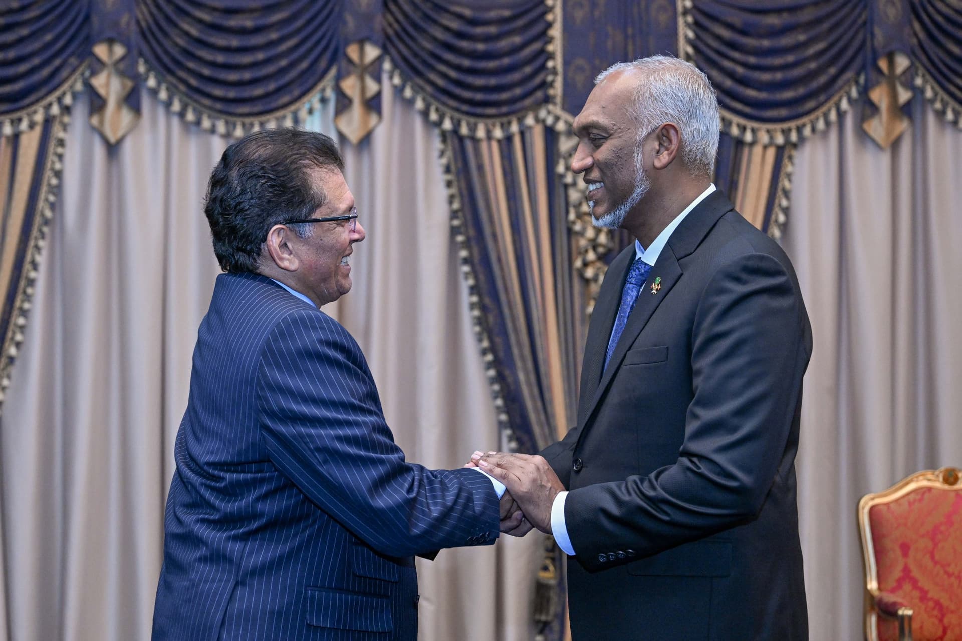 Bangladesh Foreign Minister pays courtesy call on President Muizzu