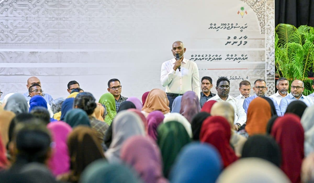 President Muizzu Says Press Freedom Ensured “For the Time Being,” Warns Against Defamation