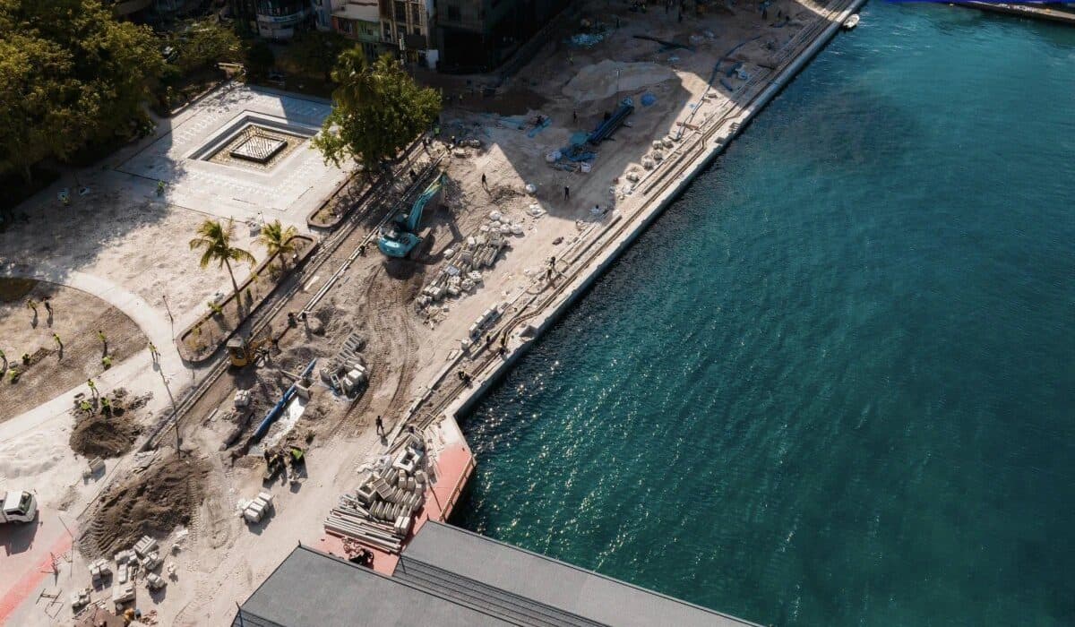 Boduthakurufaanu Magu Sheet Piling Done
