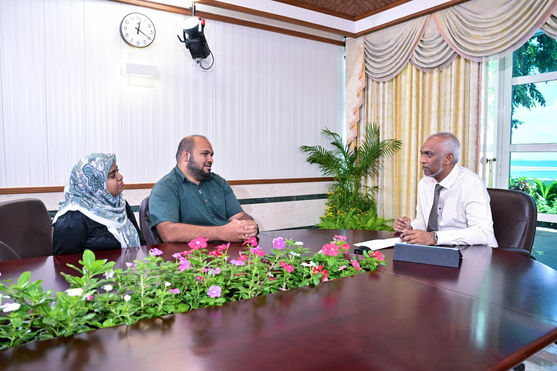Government to Add 2,000 Healthcare Workers to Address Staffing Needs